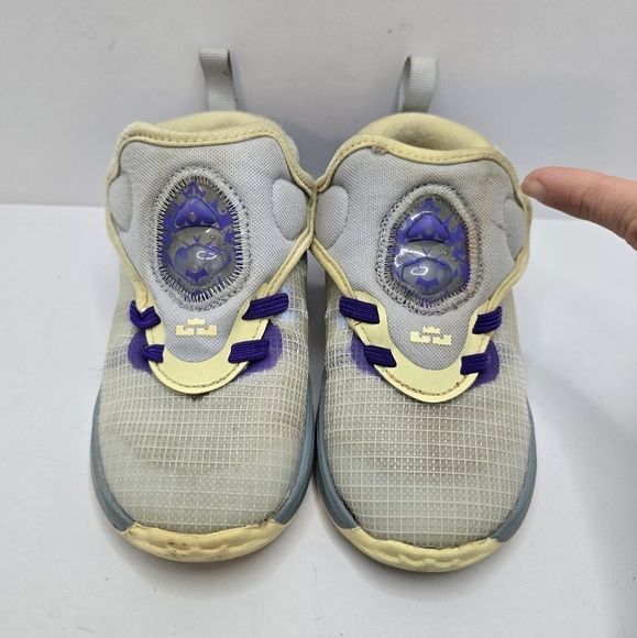 Nike | LeBron 19 TD 'Easter' pastel yellow sporty activewear sneakers Toddler 9 - Picture 4 of 11